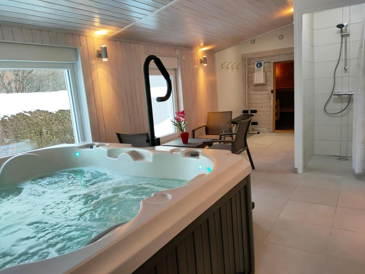 Gite 295 Montagnes Du Jura Avec Spa Et Sauna Classe 3 Etoiles Foncine-le-Haut Exterior foto